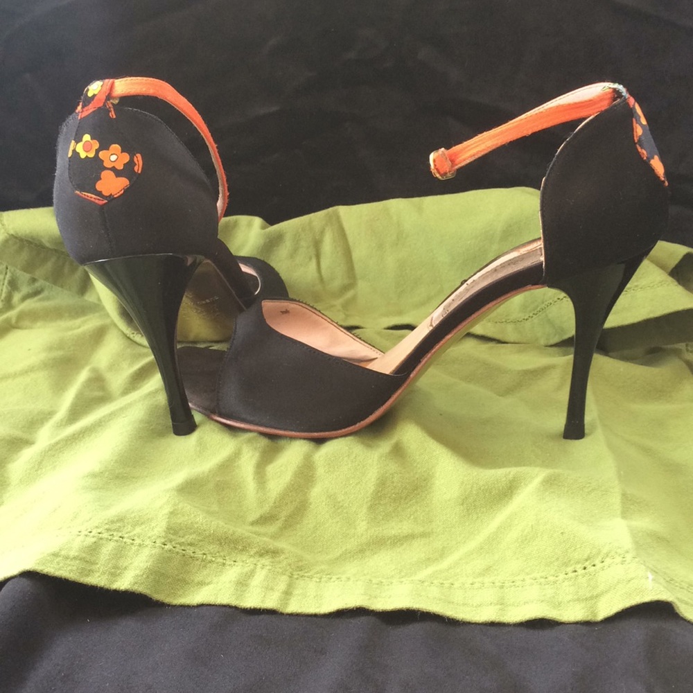 Comme il Faut tango shoes